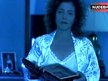 Amy Irving In White Nightie – Traffic