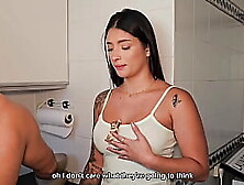 I Seduce My Roommate And Give Him A Taste Of My Juicy Pussy And Big Ass - Salome Gil