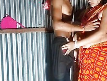 Desi boudi ko sari main jodordost Doggystyle korke anal Fuck kiya