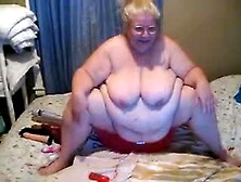 MATURE BBW MASTURBATION