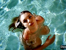 Big Tits American Girlfriend Deep Throated