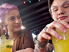 Inked lesbian licks and eats GFs pussy at home