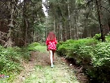 Into der Oeffentlichkeit hart gefickt