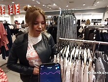 Кончил в глотку! Она любит это