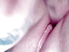 Sexy Sarah pussy play