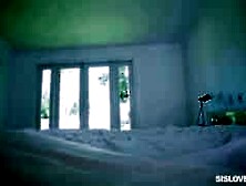 Irmã adotiva mais interessada em pênis do que em Jesus