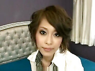 Saki Ootsuka plays naughty with her wet fanny