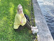 Web-Cam Lady Blowed In The Park For Money || Murstar