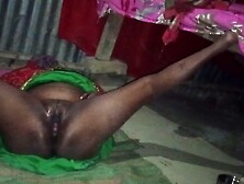 Desi Bhabhi Ki Chudai Ki Night Mein