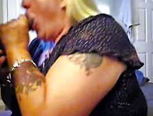 A little blowjob performance by Christina Miraculous