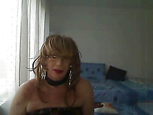 Horny Milf Tranny Simulates A Blowjob Playing With A Vibrator In