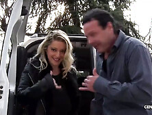 Neapolitan woman in Turin,  large mess expected