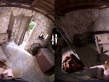 Alone in the woods - Solo Female Survival Horror Gameplay