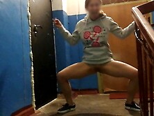 Lady with Shaved Cunt Walked Bottomless on the Public Stairs