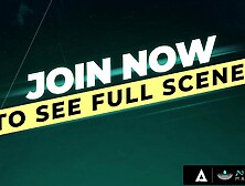 Blonde Bombshell Candice Dare вздрогнула и решила трахнуть своего надоедливого клиента