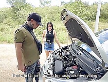 Sexo Duro Con Extrano,  Me Vengo A Chorros!.  Linda Mujer Ofrece Su Rico Culo A Cambio De Ayuda