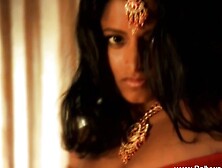 Getting To Know The Sensual Indian Woman Much Much Better