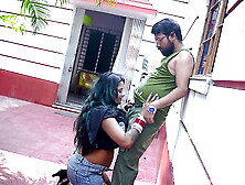 DESI BENGALI LOVERS HARCORE ANAL FUCK OUTDOOR HINDI AUDIO ( FULL SEX TAPE )