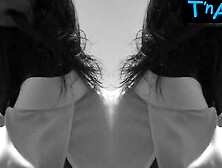 Kaia Gerber Sexy Scene in Kaia Gerber Zara 2022