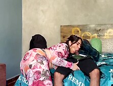 Latin Chick mother i'd like to fuck helps me study anatomy!