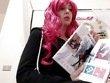 These Chicks in the Porn Magazine, they make me Horny