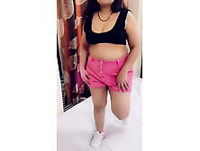 Model at New Delhi Camera Shooting