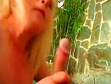 Yvetta Mature Blonde Plumper