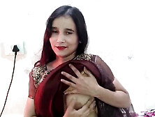 Slim tan teen Babykajoldesi in hot desi action