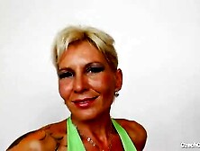 Czech Cougar - Ellen