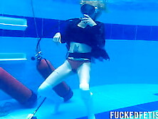 Hot slim golden-haired skinny body costume pool Recent scene w50