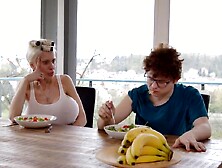 Hot mommy showing her obsession with hardcore fucking