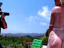 Teenagers eighteen is having a amazingly hot bang at the swimming pool