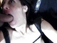 Puta argentina chupando pija