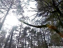 Geile seks into het bos