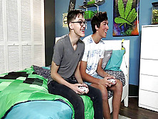 8Teenfellow Jared Scott Plumbs Nerdy Gamer Boy Dustin Cook Humid