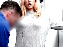 Paisley Bennett's pounded by police officer for her facial