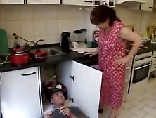 Housewife Ravages Plumber By Snahbrandy