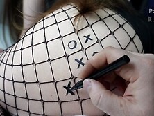 lost her twat in tic-tac-toe. Sperm inside - Deluxe Lady