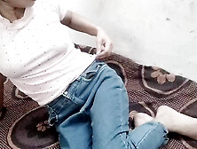 Cute step sister ko ghar me band kar ke pel diya