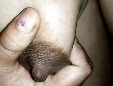 Desi cuckold husband hindi saali se chudai