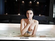 Sex w wannie? Czekam na fajne komentarze :)