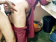 Desi Bhabhi Fuking Neighbour Boys With Kichen