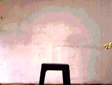 Acaricia mi alma suavemente, suave caricia ante su fantasía, ella es para mi poesia