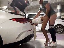 Angela Doll - FULL ANAL : un mec m'encule a sec comme une chienne dans un parking sous terrain