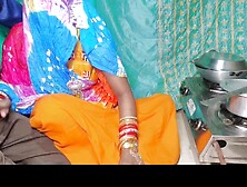 Desi Indian Punjabi alluring dulhan kitchen sex cute tape Desi Indian cam पंजाबी दुल्हन की सबसे गाड़