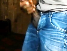 BOY CLIMAX... SOLO MALE JERKING OFF AND SHAKING INTENSIVE CLIMAX