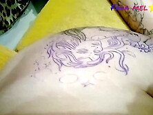 Fiz a Tatuagem Sem Calcinha Só Pra Mostrar A Buceta E O Cuzinho Pro Tatuador.