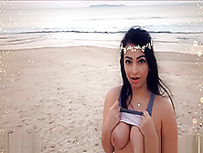 Real Public Flash Amateur - Big Boobs,  Big ASS,  EXIBINDO EM PUBLICO