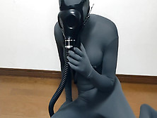 Thick Zentai Is Difficult To Wear In Layers And Gas Mask Breathing Control