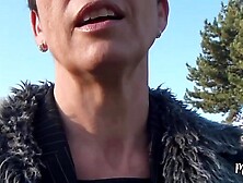 Diana,  la femme du boucher,  se fait baiser quand son mari travaille